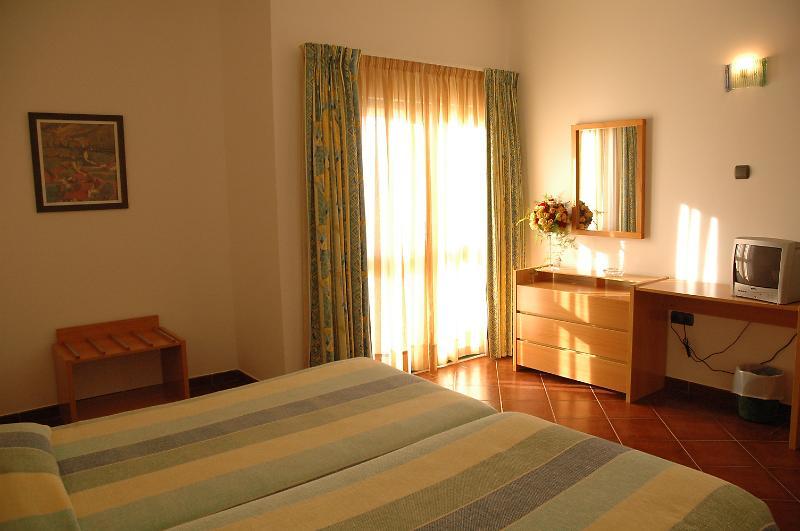 Hotel Santa Maria ヴィラ・ド・ポルト エクステリア 写真