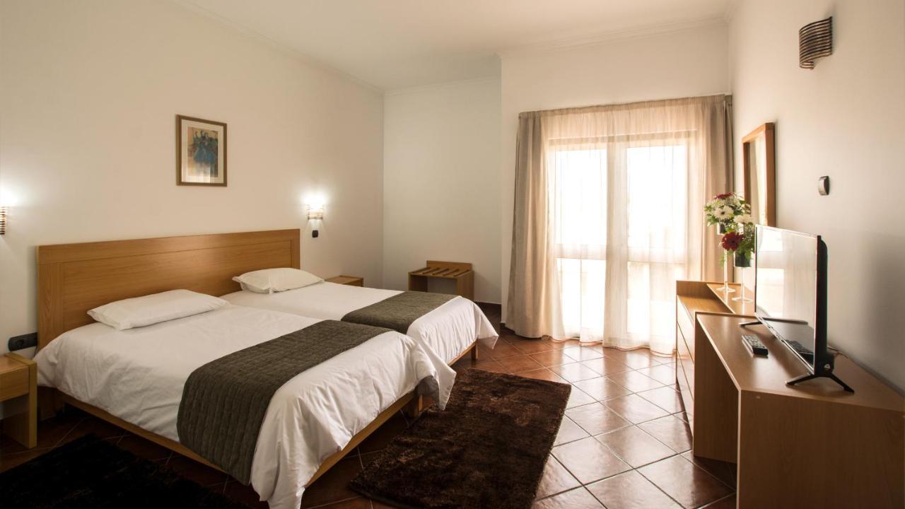 Hotel Santa Maria ヴィラ・ド・ポルト エクステリア 写真